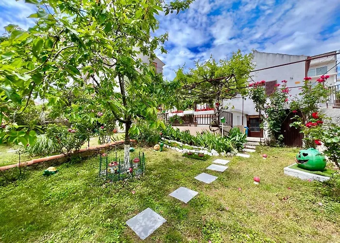 Dom wakacyjny Kuca Borna